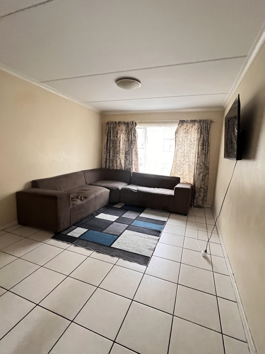 2 Bedroom Property for Sale in Guldenland Western Cape